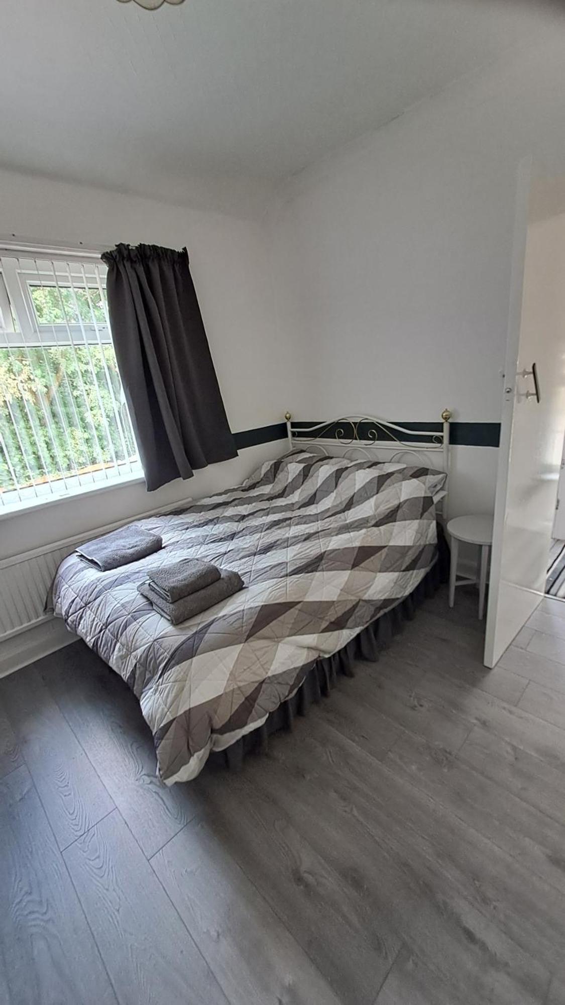 Dalton House - Three Bedroom Property Stretford Free Parking Near The Trafford Centre Manchester Exteriör bild